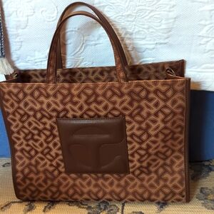 Telfar medium shopper